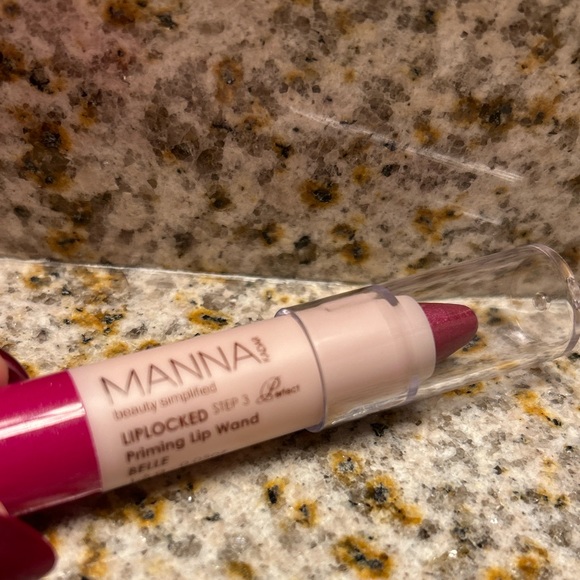 Manna Kadar Priming Lip Wand Belle - Picture 6 of 6
